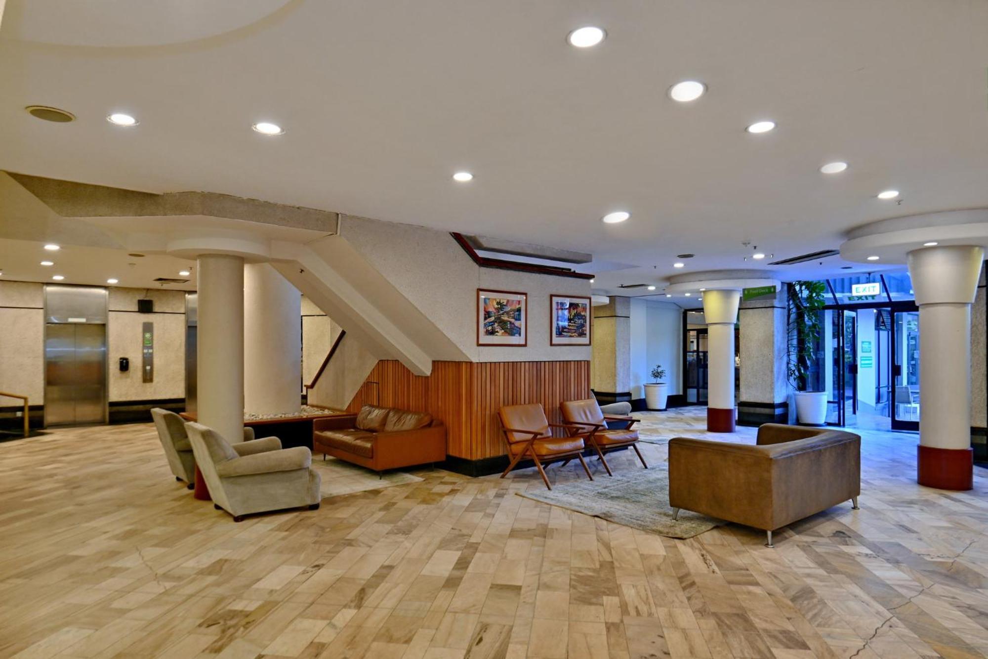 Holiday Inn - Harare By Ihg Екстериор снимка