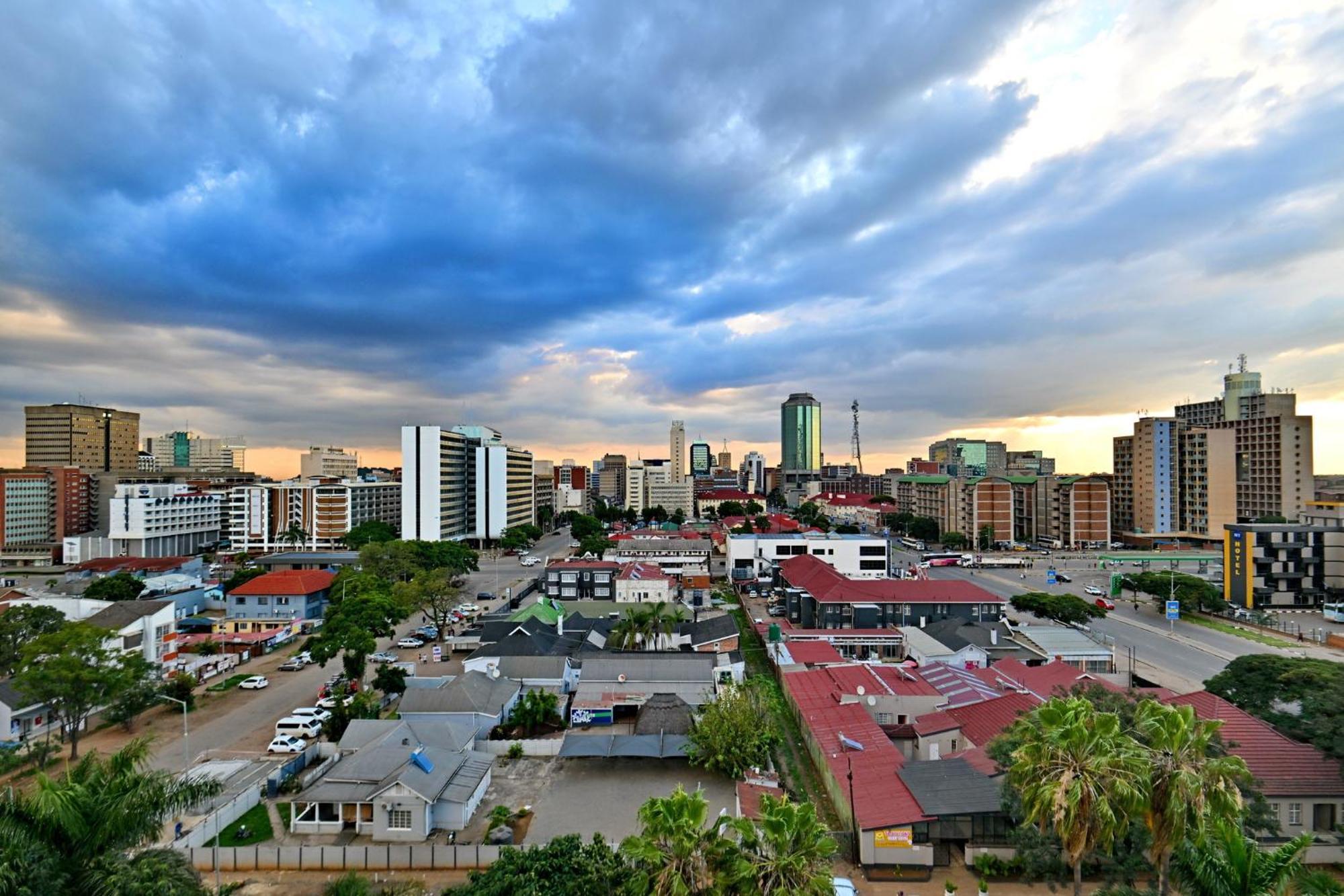 Holiday Inn - Harare By Ihg Екстериор снимка