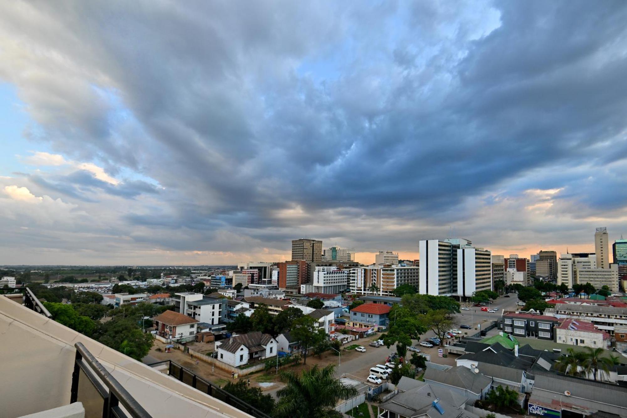 Holiday Inn - Harare By Ihg Екстериор снимка