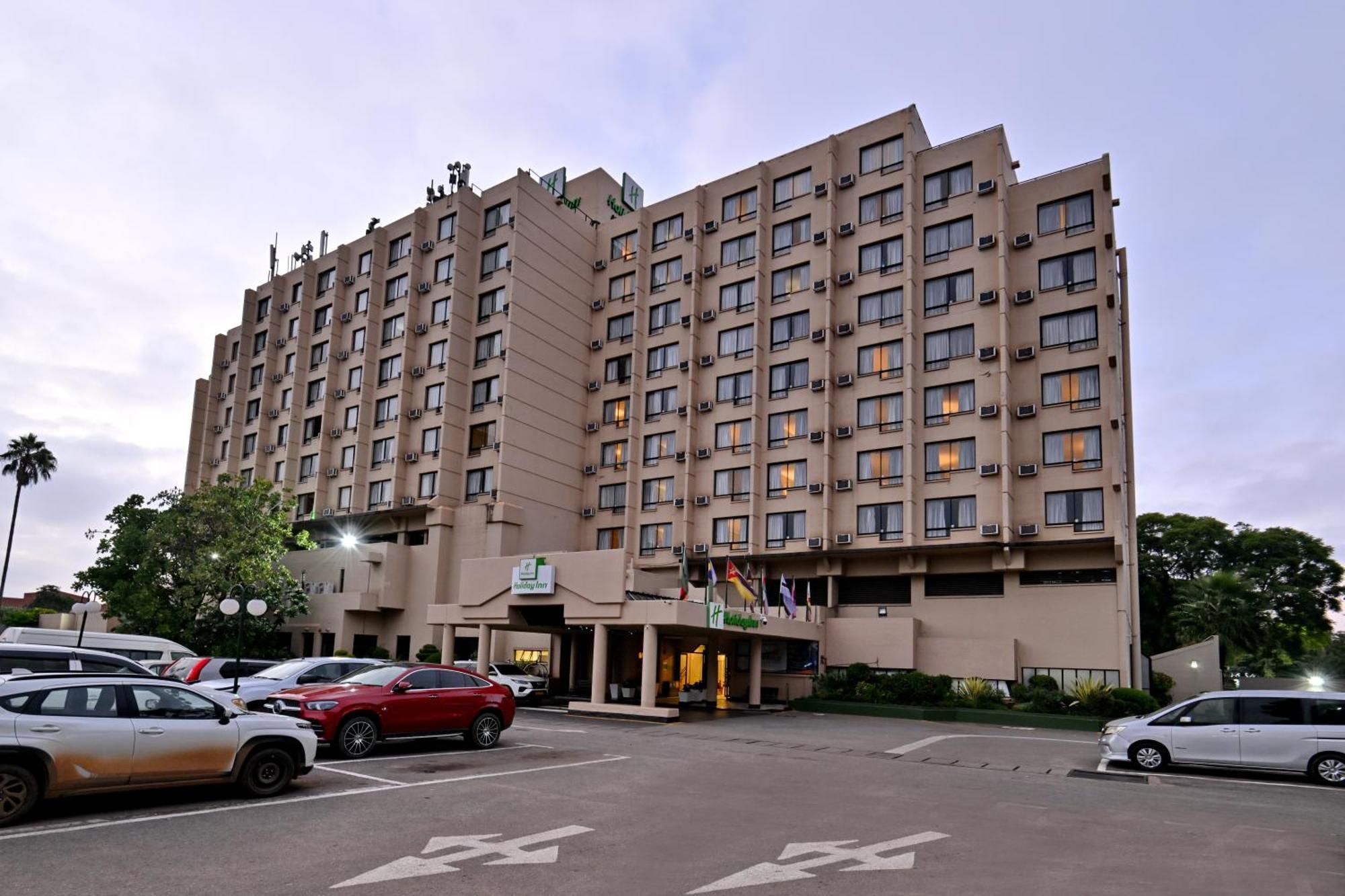 Holiday Inn - Harare By Ihg Екстериор снимка