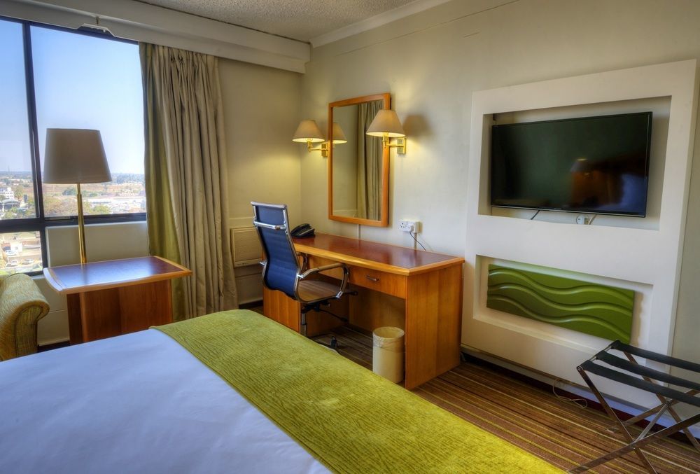 Holiday Inn - Harare, An Ihg Hotel Екстериор снимка